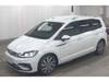 VOLKSWAGEN GOLF TOURAN