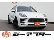 2016 PORSCHE MACAN