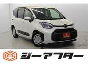 2024 TOYOTA SIENTA