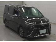 2019 TOYOTA VOXY