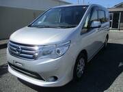 2015 NISSAN SERENA