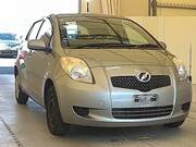 2007 TOYOTA VITZ F