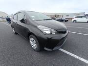 2015 TOYOTA VITZ F