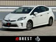 2013 TOYOTA PRIUS PHV