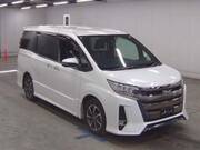 2020 TOYOTA NOAH