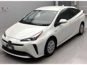 2019 TOYOTA PRIUS