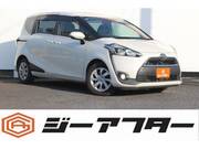 2015 TOYOTA SIENTA X