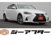 2018 LEXUS IS