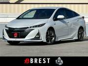 2020 TOYOTA PRIUS PHV