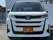 2022 TOYOTA NOAH X