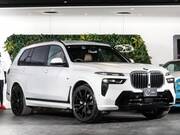 2023 BMW X7