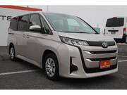 2022 TOYOTA NOAH HYBRID X