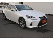 2020 LEXUS IS