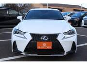 2017 LEXUS IS