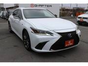 2019 LEXUS ES