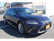 2019 LEXUS ES