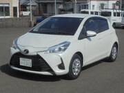 2018 TOYOTA VITZ F