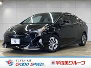 2017 TOYOTA PRIUS