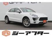 2014 PORSCHE MACAN