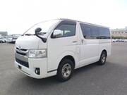 2015 TOYOTA HIACE VAN
