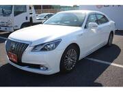 2014 TOYOTA CROWN MAJESTA
