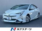 2017 TOYOTA PRIUS