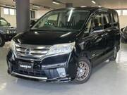 2013 NISSAN SERENA