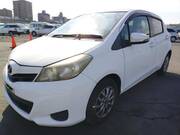 2012 TOYOTA VITZ F