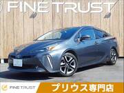 2019 TOYOTA PRIUS
