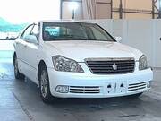 2005 TOYOTA CROWN