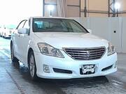2009 TOYOTA CROWN ROYAL SALOON