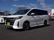 2017 TOYOTA NOAH