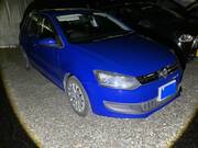 2011 VOLKSWAGEN POLO