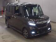2018 HONDA N-BOX CUSTOM