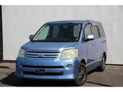 2005 TOYOTA NOAH