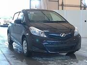 2013 TOYOTA VITZ F CIEL