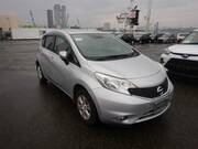 2015 NISSAN NOTE X