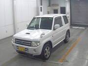 2009 MITSUBISHI PAJERO MINI