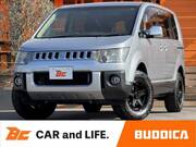 2011 MITSUBISHI DELICA D5