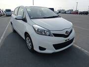 2013 TOYOTA VITZ
