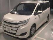 2018 TOYOTA NOAH