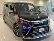 2017 TOYOTA VOXY