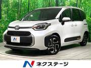 2025 TOYOTA SIENTA