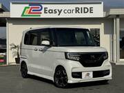 2018 HONDA N-BOX CUSTOM