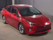 2017 TOYOTA PRIUS