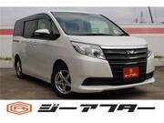 2015 TOYOTA NOAH