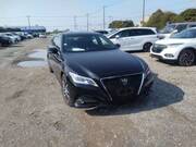 2019 TOYOTA CROWN HYBRID