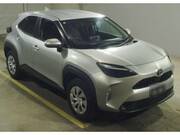 2021 TOYOTA YARIS CROSS