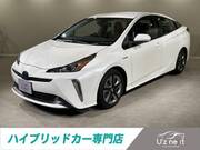 2019 TOYOTA PRIUS
