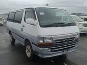 2002 TOYOTA HIACE VAN SUPER GL